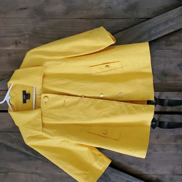 Jacket - Picture 1 of 2